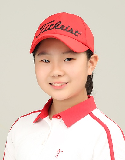 송채윤 사진